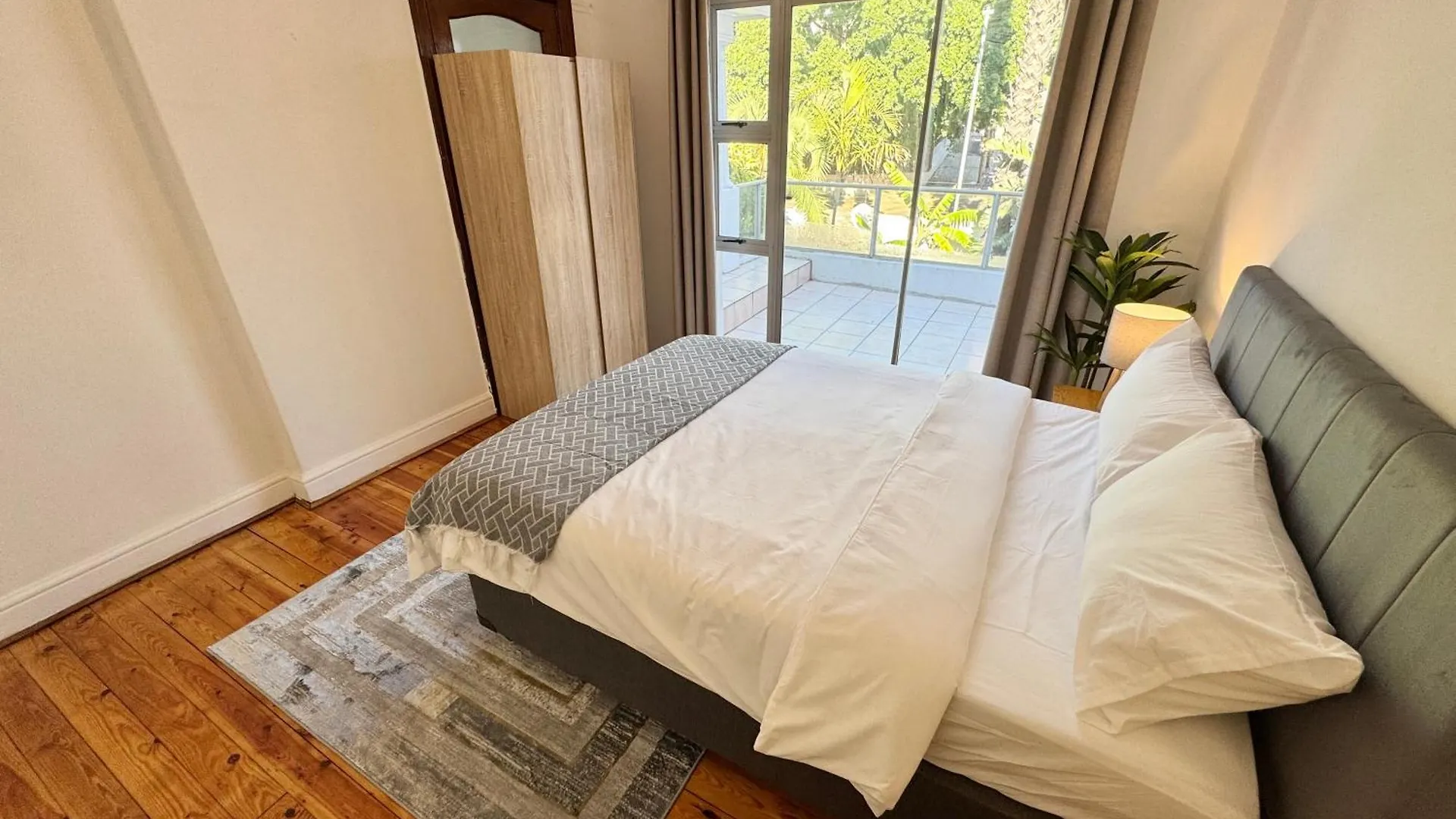 Soul Fam Hostel - Lgbtq Inclusive Cape Town