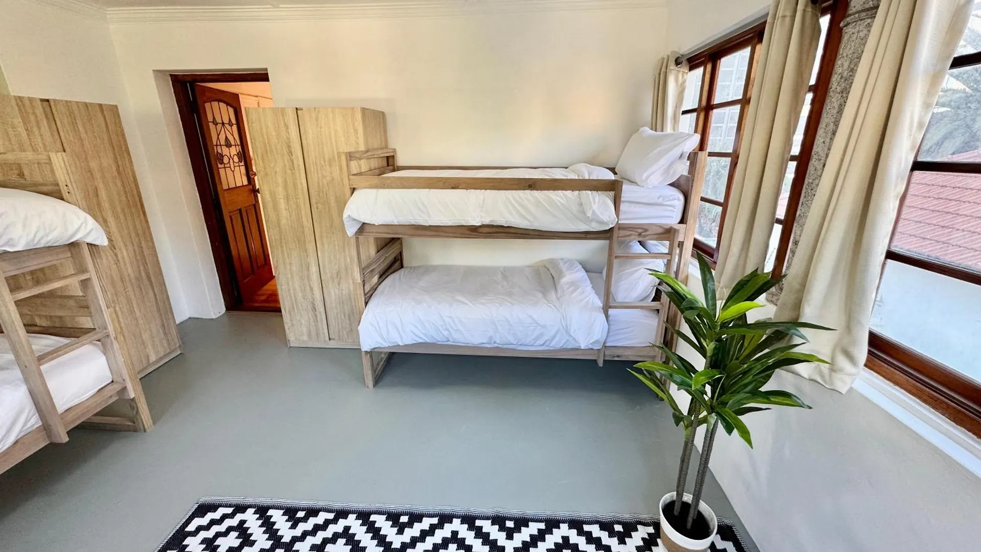 Soul Fam Hostel - Lgbtq Inclusive Cape Town